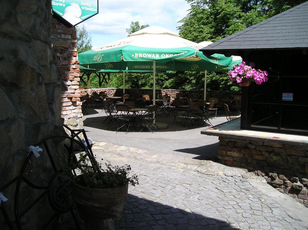 Hotel Podzamcze Tarnow Exterior photo