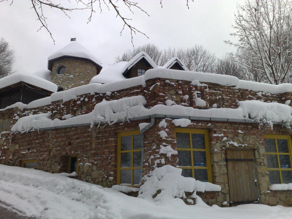 Hotel Podzamcze Tarnow Exterior photo